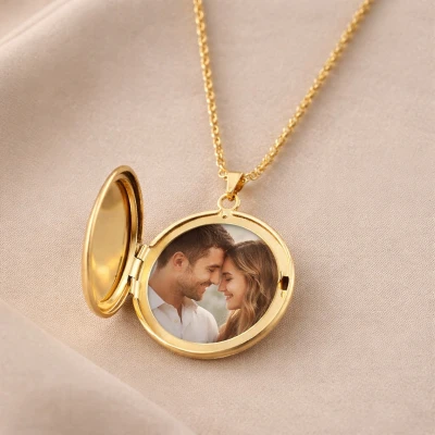 Medálos nyaklánc fényképpel