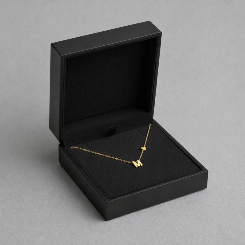 Személyre szabott nyaklánc a saját kezdőbetűddel