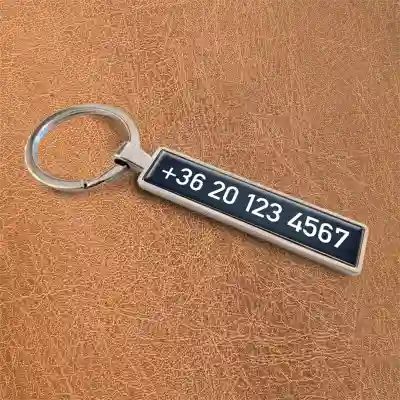 Autós kulcstartó - Fekete telefonszám