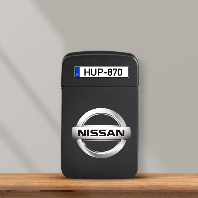 Személyre szabott öngyújtó - Nissan