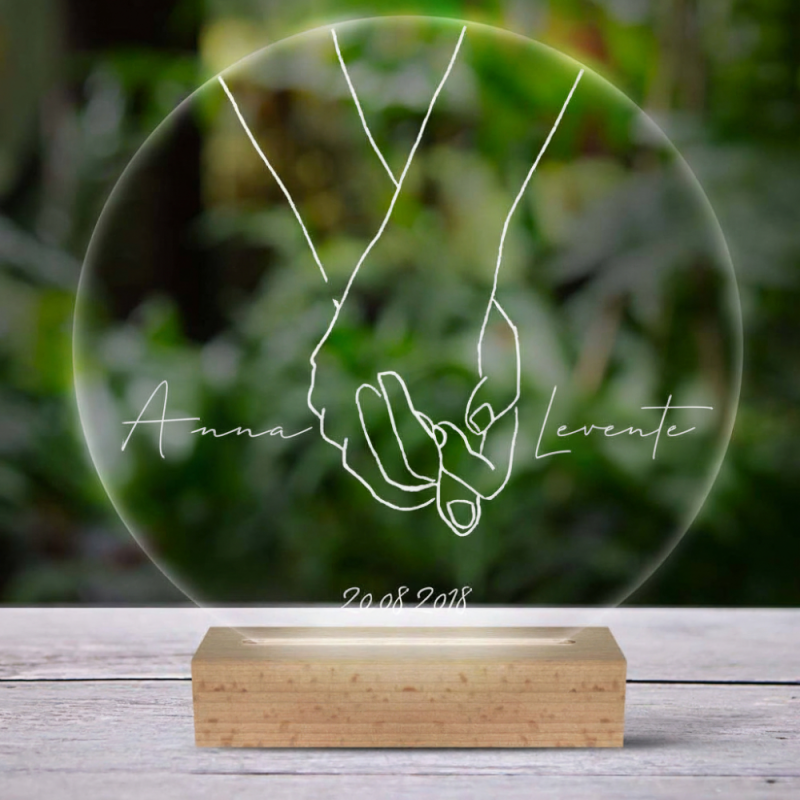 Személyre szabott LED lámpa szerelmeseknek