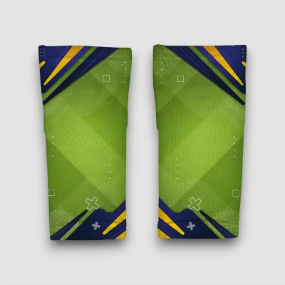 Személyre szabott futballkarvédők zöld árnyalatokban