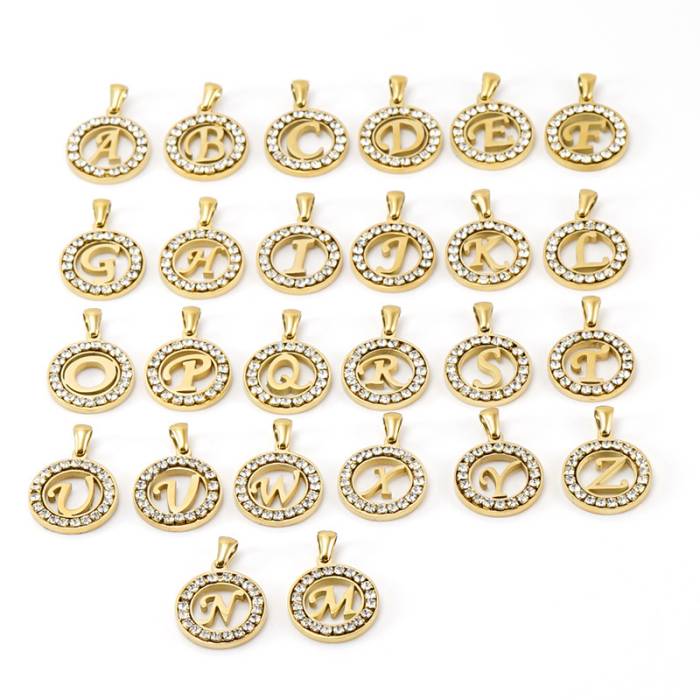 Személyre szabott nyaklánc kezdőbetűvel