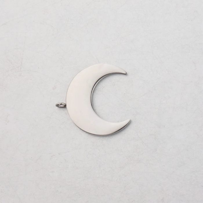 Nyaklánc félhold medállal