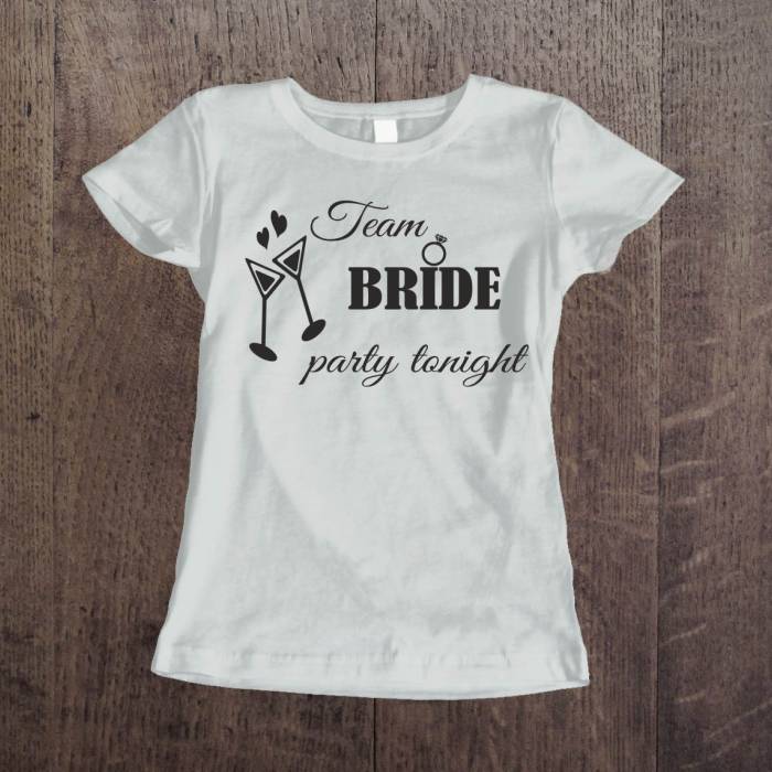 Lánybúcsúra Személyre Szabott Póló - Party ma este Lánybúcsúra Személyre Szabott Póló - Party ma este