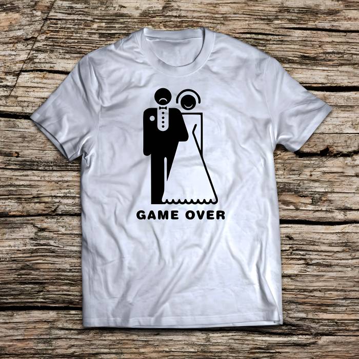 Személyre szabott póló legénybúcsúra – Game over