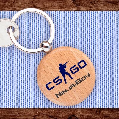 Testreszabott fa kulcstartó CS GO