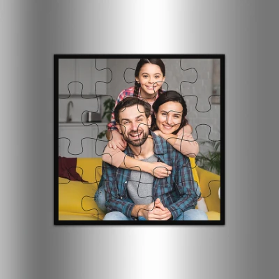 Személyre szabott puzzle hűtőmágnesek kerettel