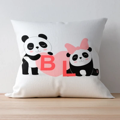 Személyre szabott párnák kezdőbetűkkel