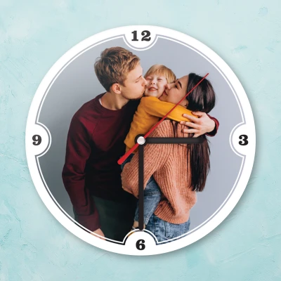 Személyre szabott falióra egy képpel