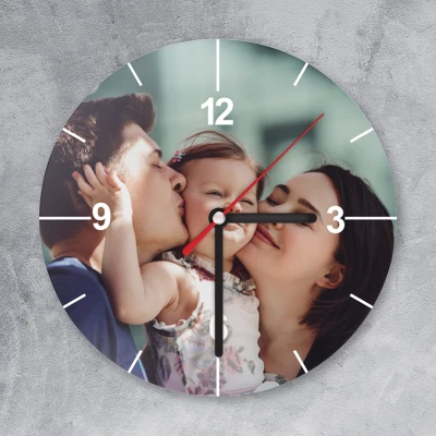 Személyre szabott falióra a te fényképeddel